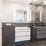 Prora - Ferienwohnung Mit Meerblick - Gigi * Binz